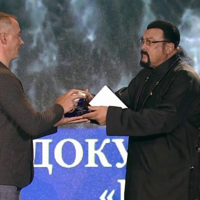 Авторам лучших проектов по исследованию России вручены премии Русского географического общества