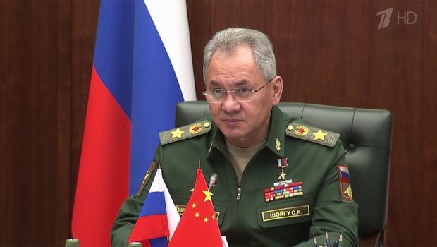 Военную активность США обсудил министр обороны Сергей Шойгу на встрече с китайским коллегой