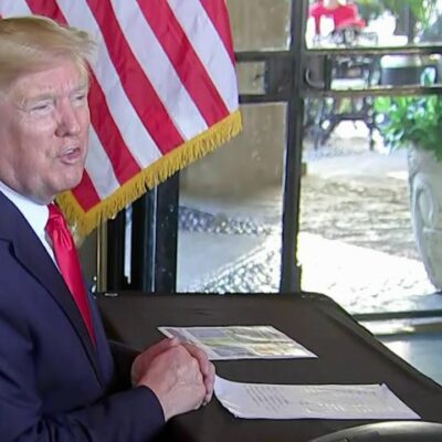 В США проходит процесс по импичменту бывшему президенту Дональду Трампу