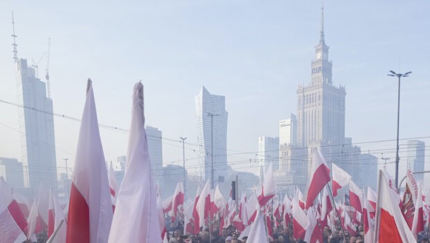 «Дорогой алкоголь — сегодня это уже инвестиция»: польский экономист прогнозирует обнищание общества