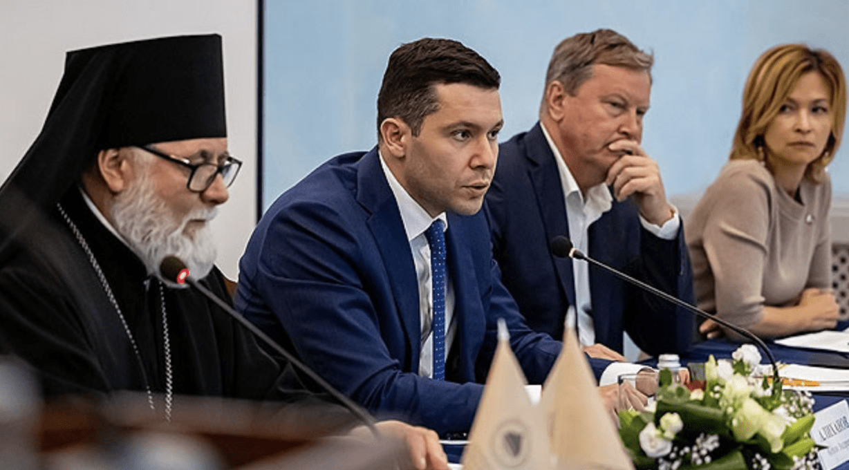 Алиханов: «карта русского» закроет подавляющее большинство проблем, связанных с нехваткой рабочих рук