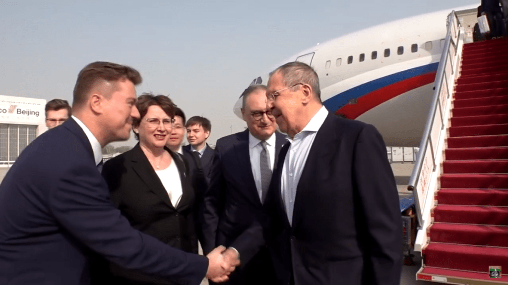 Сергей Лавров находится в Китае с официальным визитом