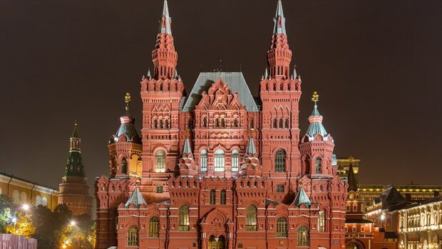 Выставка о реликвиях российских правителей открылась в Китае