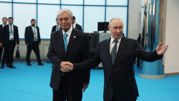 Владимир Путин назвал важным сотрудничество России и Казахстана в образовании