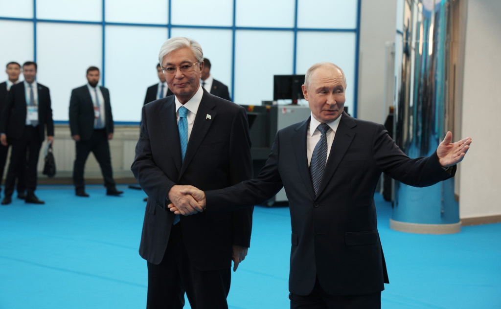 Владимир Путин назвал важным сотрудничество России и Казахстана в образовании
