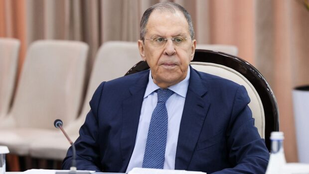 Россия закроет отделения Института Гёте в ответ на действия Берлина, предупредил Сергей Лавров