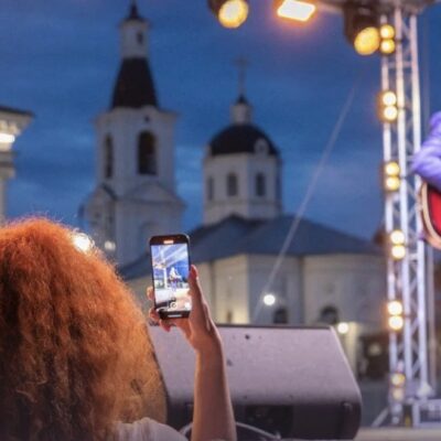 XV фестиваль «Арзамасские купола» соберет исполнителей из России и зарубежья XV фестиваль «Арзамасские купола» соберет исполнителей из России и зарубежья